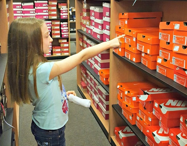 Tips To Surviving Back To School Shopping With Kids!