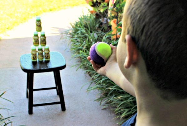 DIY Yard Games Made From Plastic Bottles!
