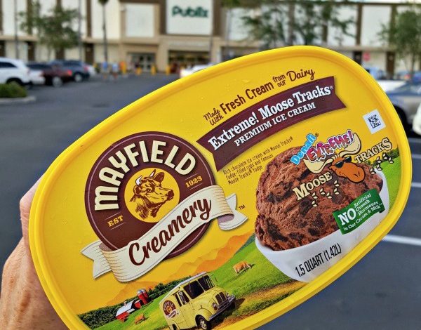 Finding Mayfield Creamery Extreme Moose Tracks Ice Cream at Publix!