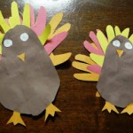 Easy and Cheap Thanksgiving Craft – The Hand and Foot Turkey!
