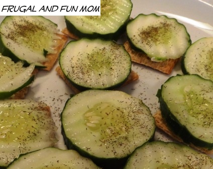 Cucumber and Triscuits 006