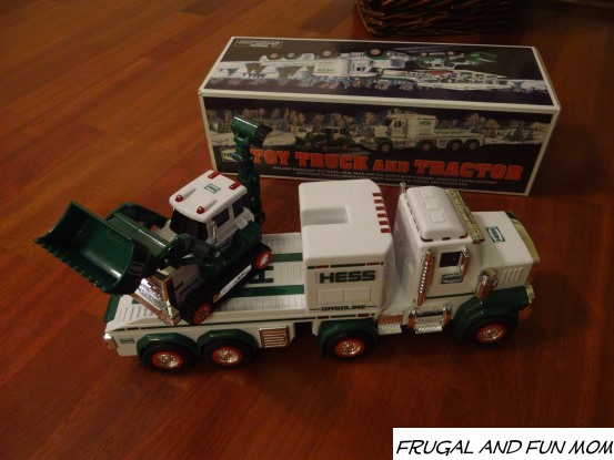 2013 Hess Truck with Tractor