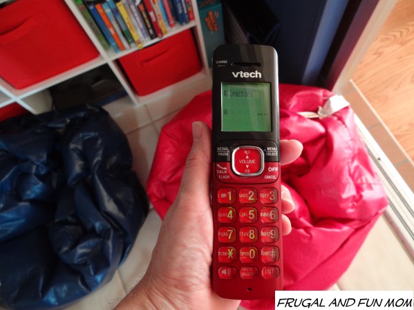 vtech Cordless Answering System Red Phone CS6529-16 Upclose