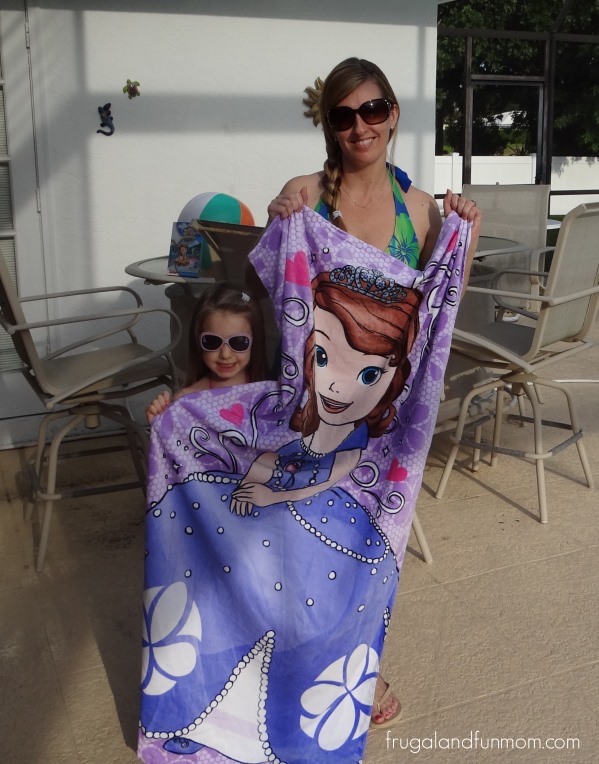 Sofia The First “The Floating Palace” DVD and Pool Time