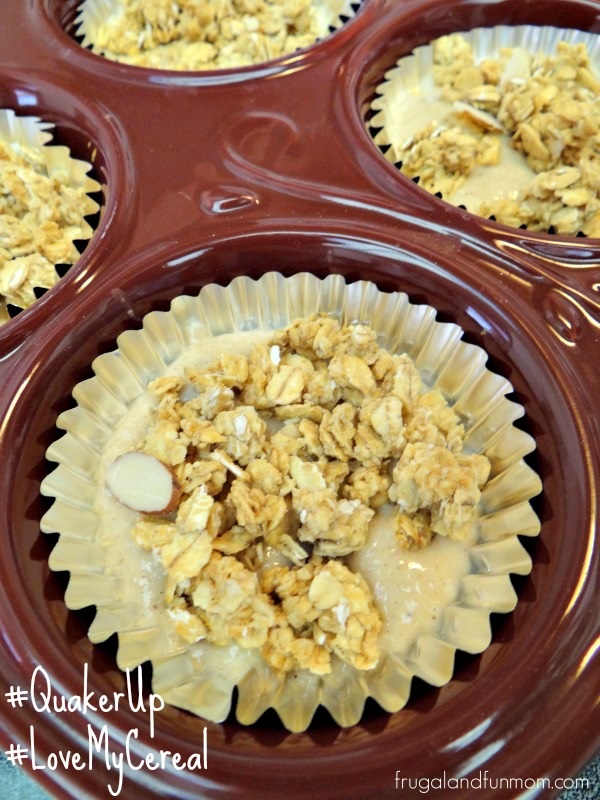 Apple Banana Crunch Muffins Recipe! #QuakerUp #LoveMyCereal #spon