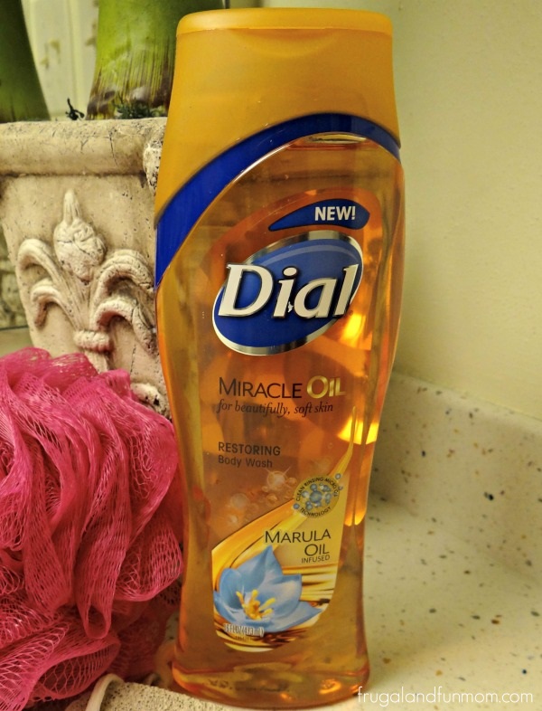 Dial Body Wash with Miracle Oil