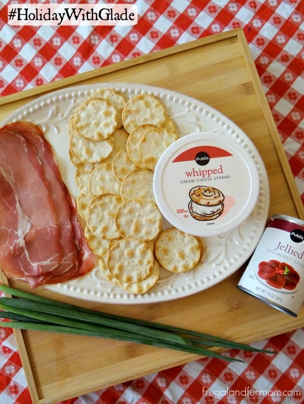 Prosciutto and Cranberry Crackers, An Appetizer Made For Holiday Entertaining! #HolidayWithGlade