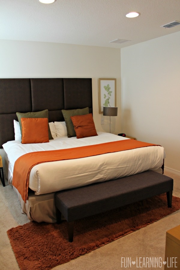 Encantada-Resort-in-Kissimmee-Florida-Master-Bedroom