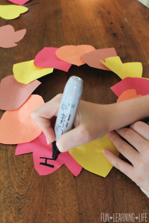 Construction Paper Wreath Craft for Thanksgiving